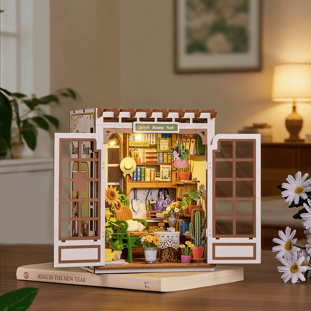 Rolife Secret Bloomy Nook DIY-Bücherregal-Einsatz