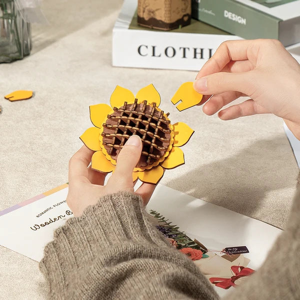 Rowood Wooden Flower 3D Puzzle Sonnenblume